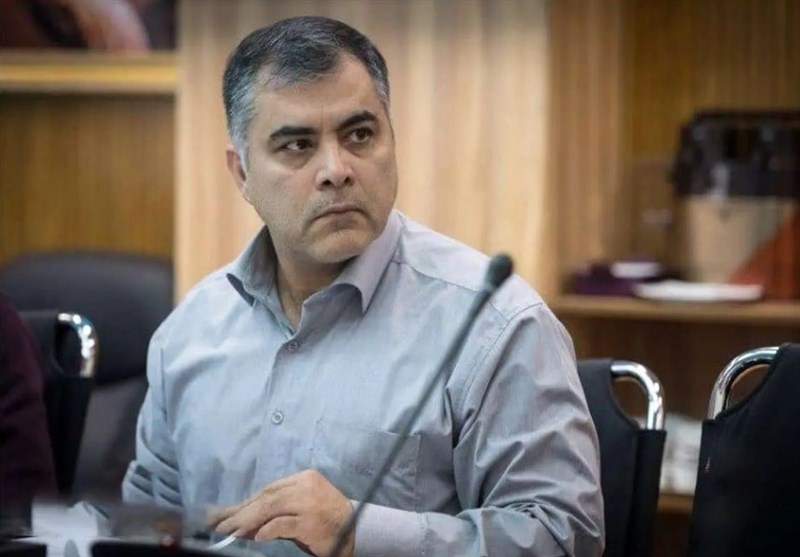 روی آب ماندن ۴۰ میلیون بشکه نفت ایران صحت ندارد